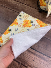 Load image into Gallery viewer, Bumble Bees Reusable Paper Towels with Snaps, Napkins Terry Cloth. Nonpaper, Cloth, Paperless, Eco-Friendly Kitchen - Zero Waste Fun Prints