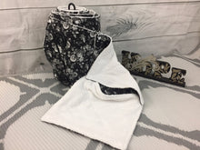 Load image into Gallery viewer, UnPaper Kitchen Towels - Custom Fabrics - Floral, Flowers, Plaids,Bird,. Reusable, Un-Paper Towels/Wash Cloths