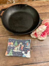 Load image into Gallery viewer, Cute Christmas Dogs Reusable Kitchen Sponges- Perfect for cleaning dishes, counters and Cast Iron Pots. Mesh side for extra cleaning power.