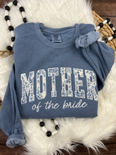 Load image into Gallery viewer, Mother of the Bride Floral Appliqué Shirt or Sweatshirt – Custom Wedding Apparel – Personalized Mother Wedding Outfit – Bridal Party Gift
