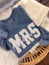 Load image into Gallery viewer, Custom MRS sweatshirt with wedding dress lace applique letters and embroidered last name
