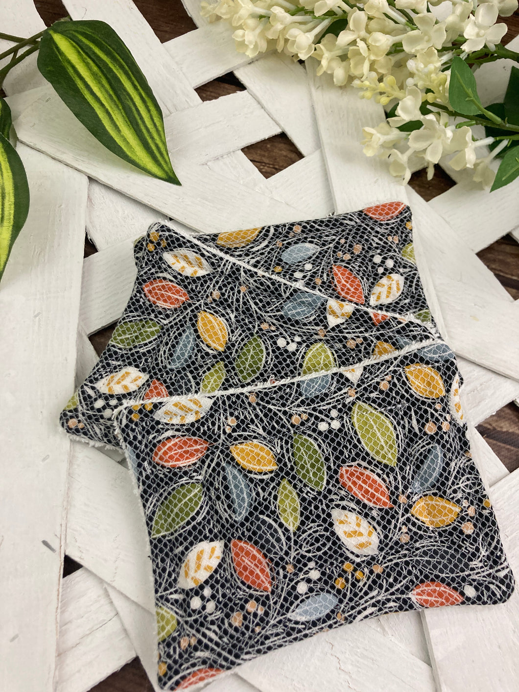 Fall Leaves Reusable Kitchen Sponges- Perfect for cleaning dishes, counters and Cast Iron Pots. Mesh side for extra cleaning power.