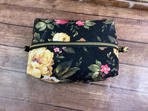 Country Cottage Rose Zipper Makeup Pouch Boxy Bag