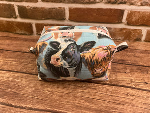 Highland Cow Zipper Pouch