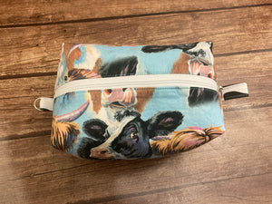 Highland Cow Zipper Pouch